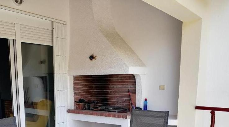 Beach N Fun Bbq Fireplace Saronida Exterior foto